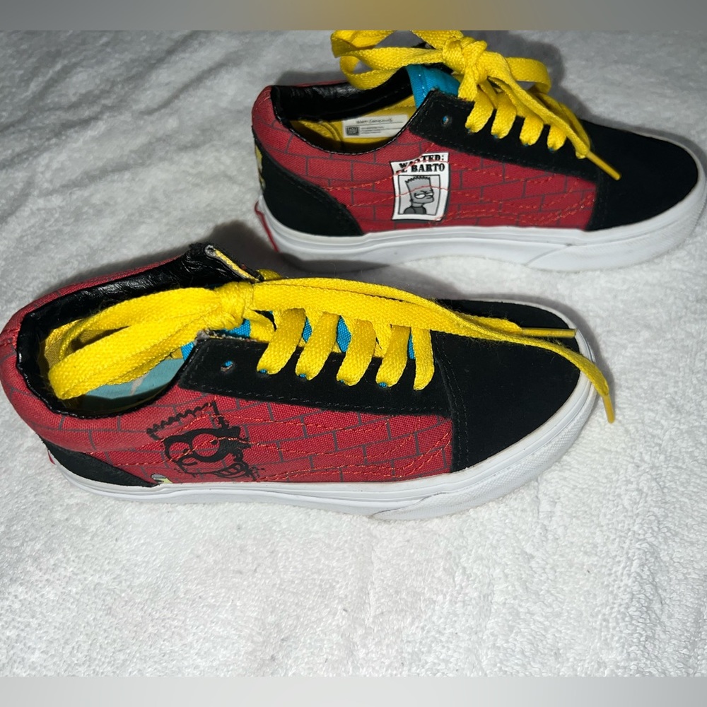 Vans. El Barto (Bart Simpson). Very good condition.